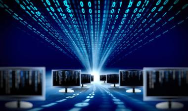 Teknologi VM untuk Pengembangan Aplikasi Lintas Platform