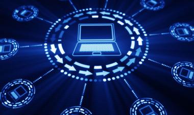 Peran Virtual Machine dalam Infrastruktur Cloud Computing