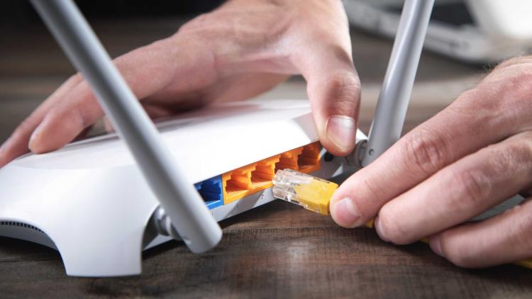 Solusi MikroTik untuk Jaringan Kantor Menengah dan Besar